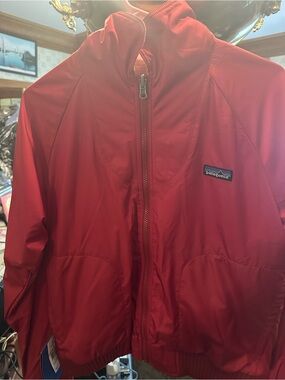 Patagonia Duality Jacket NWT Ws M Reversible Red Nylon and Pink Fleece